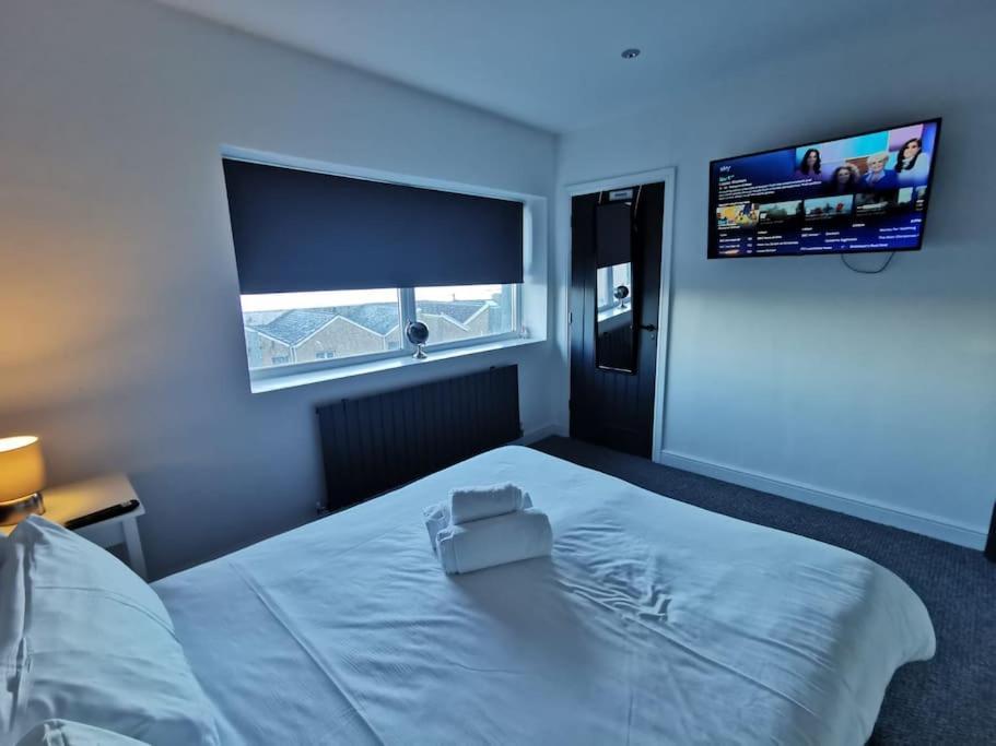 The Clifton - Mumbles - Seaview - By Tifa Stays Екстер'єр фото
